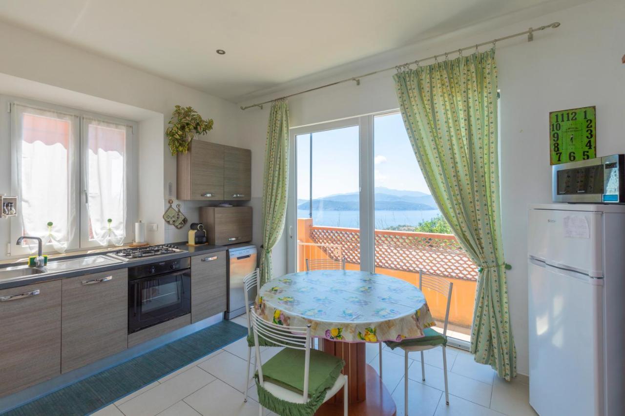 Residenza Bellavista - Helloelba Apartment Capoliveri  Exterior foto